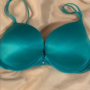 Victoria’s Secret Very Sexy push-up 34D
